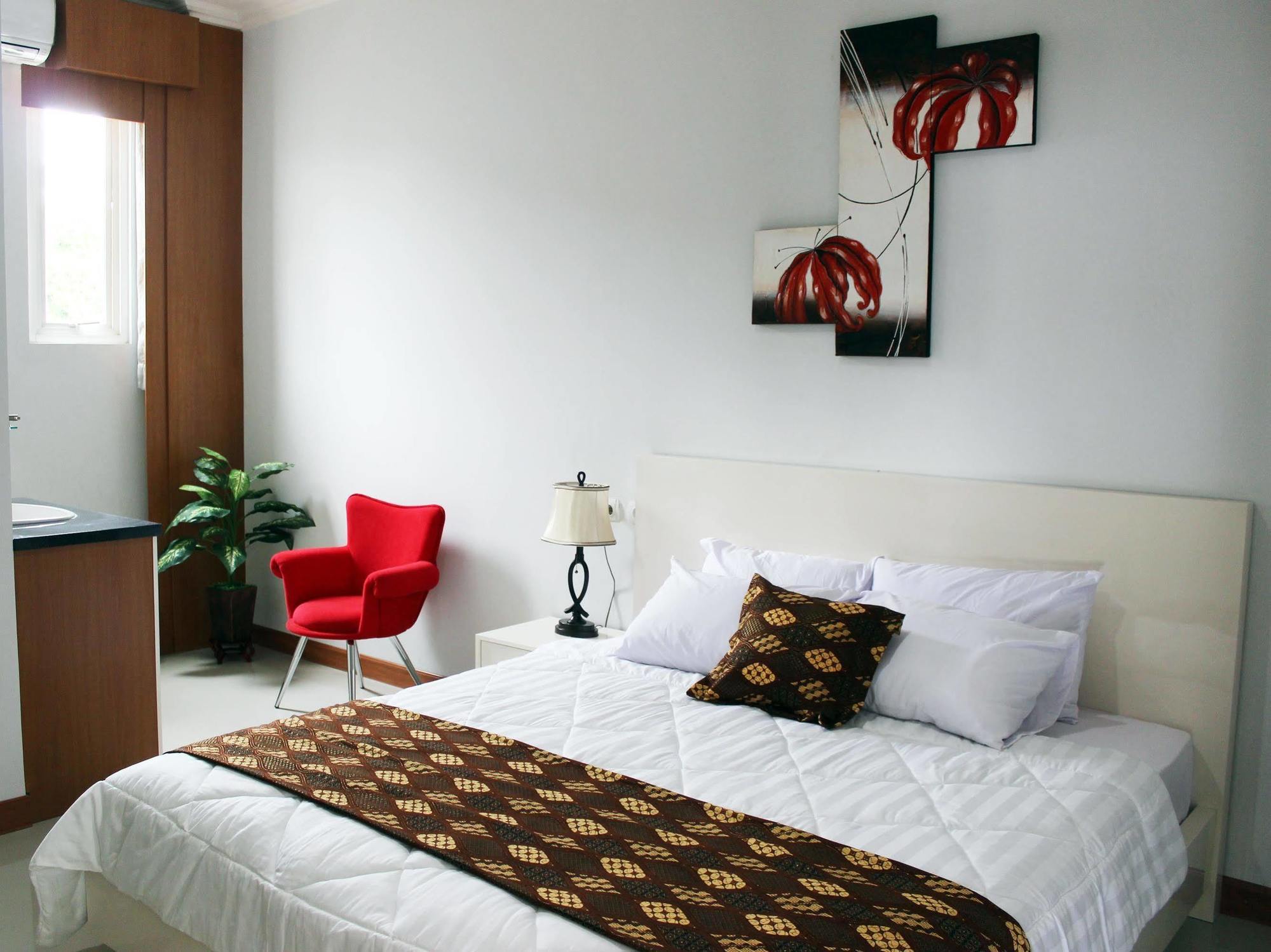 Rene Hotel Yogyakarta Exterior photo