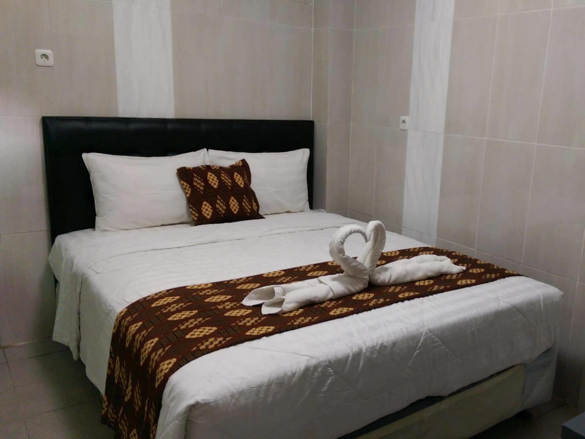 Rene Hotel Yogyakarta Exterior photo